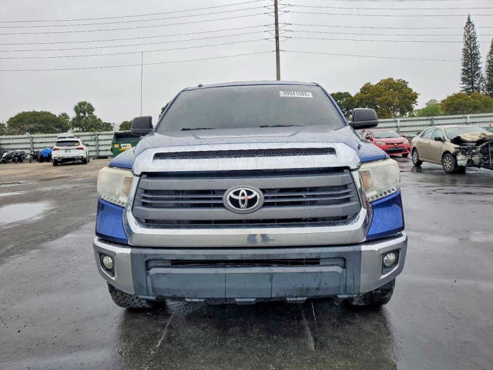 Toyota TUNDRA 2015 — Copart