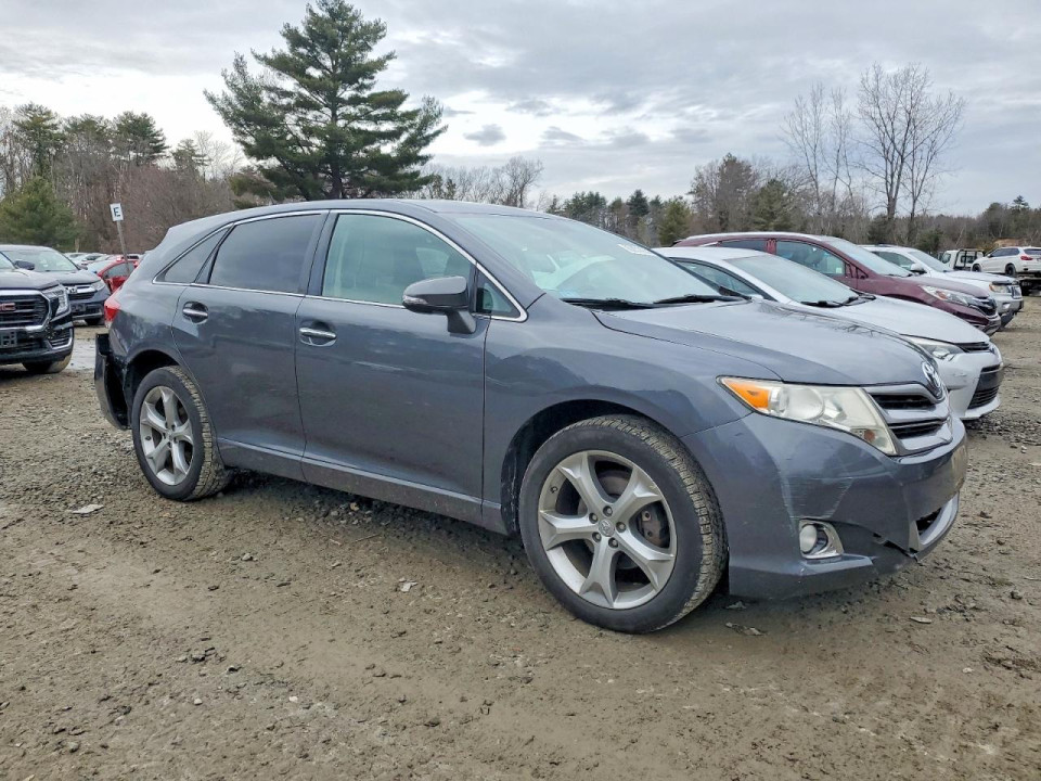 Toyota VENZA 2013 — Copart