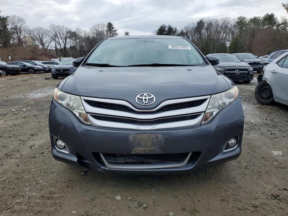 Toyota VENZA 2013 — Copart