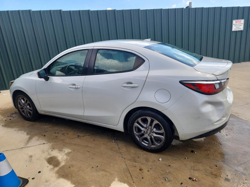Toyota YARIS 2020 — Copart