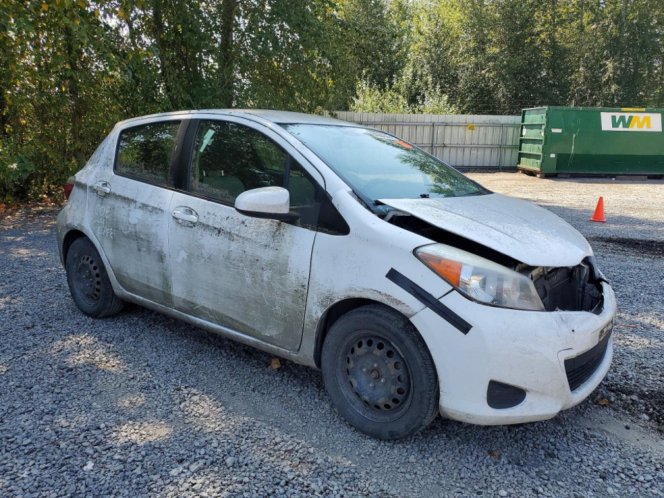 Toyota YARIS 2013 — Copart