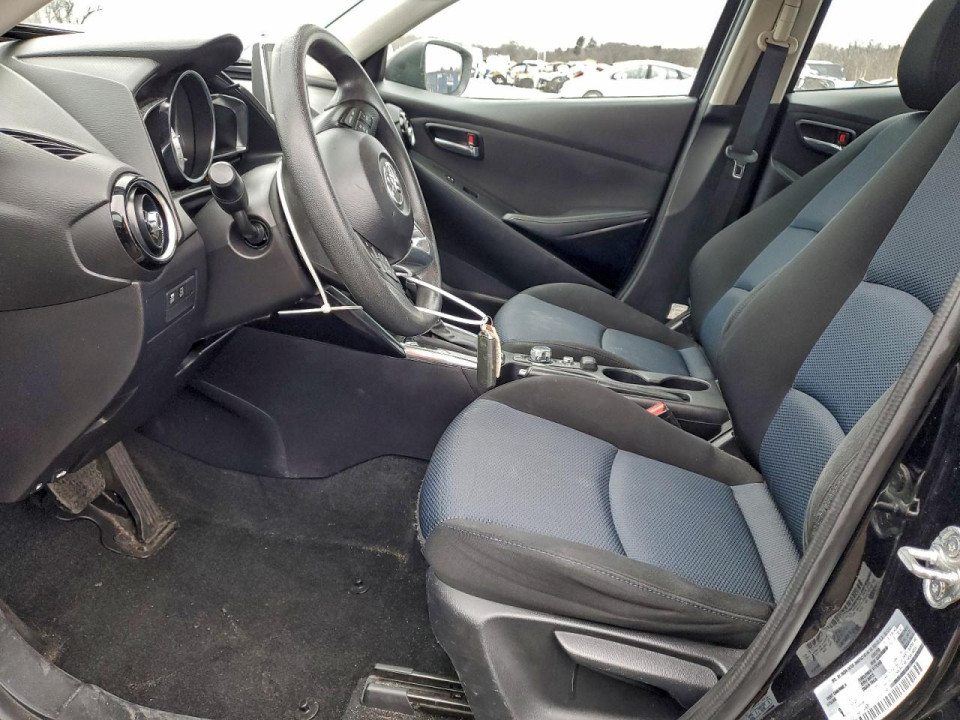 Toyota YARIS 2017 — Copart