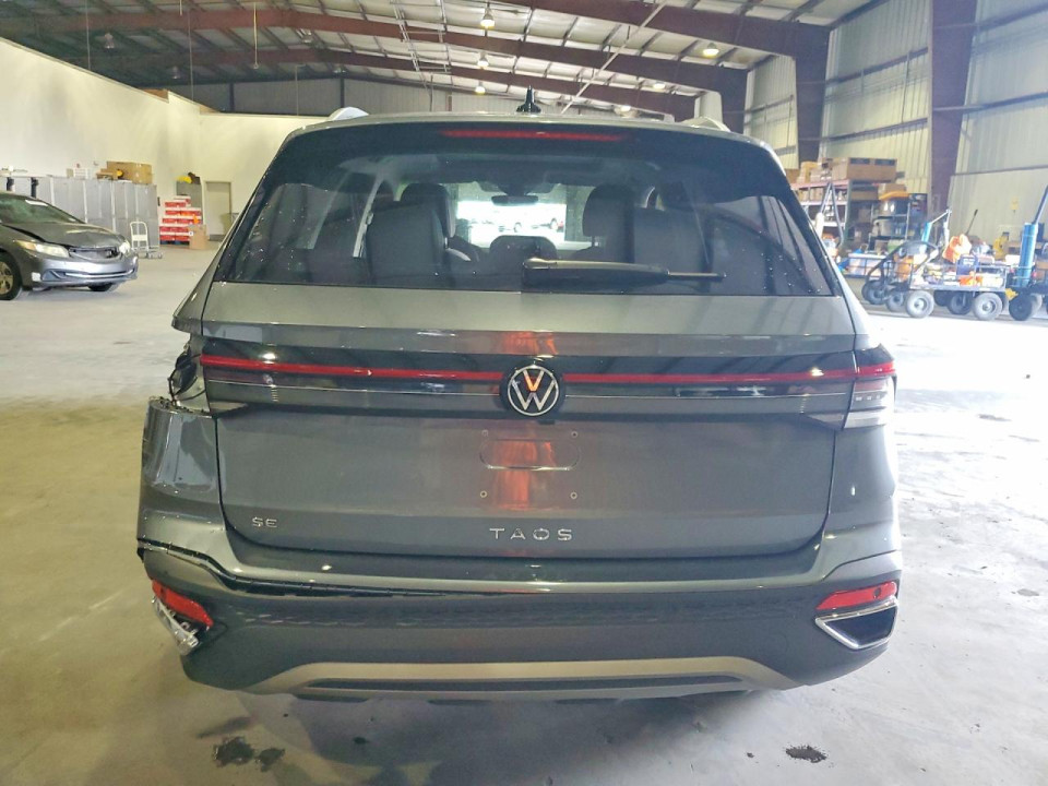 Volkswagen TAOS SE 2025 — Copart