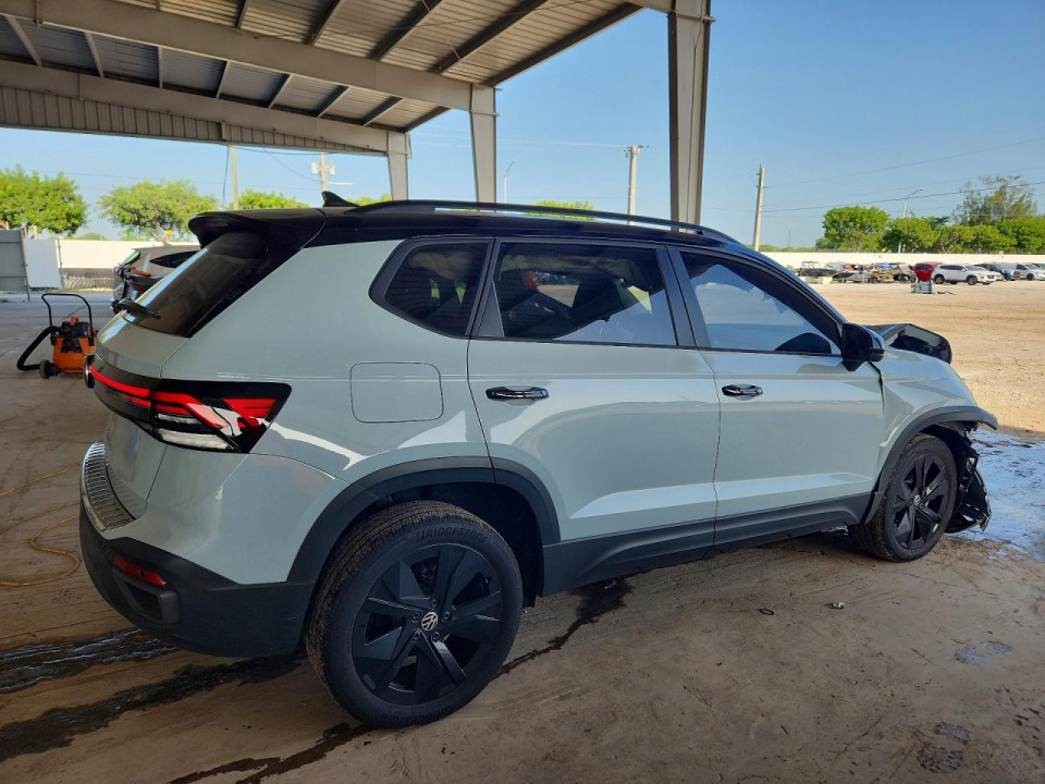 Volkswagen TAOS SE BLACK 2025 — Copart