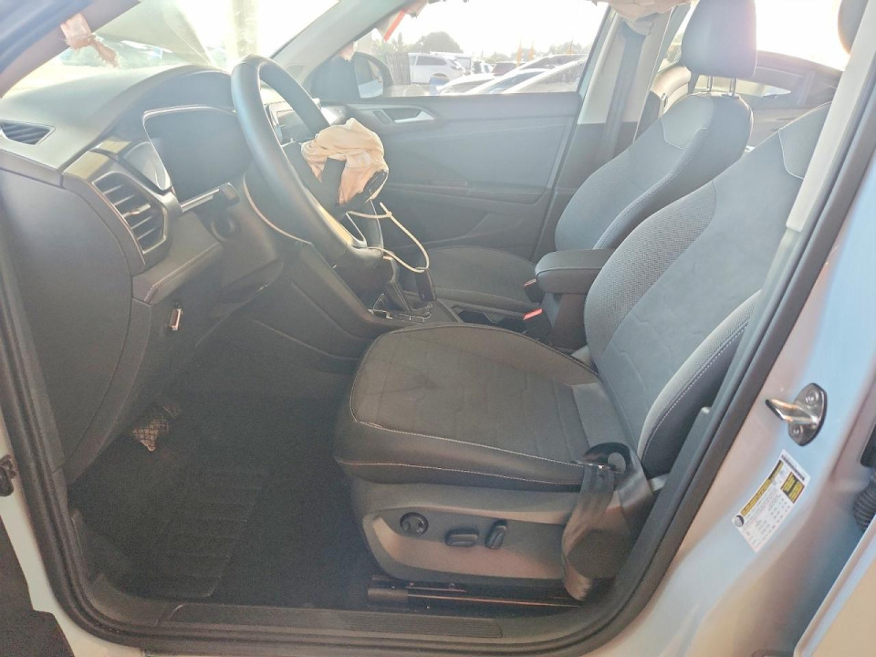 Volkswagen TAOS SE BLACK 2025 — Copart