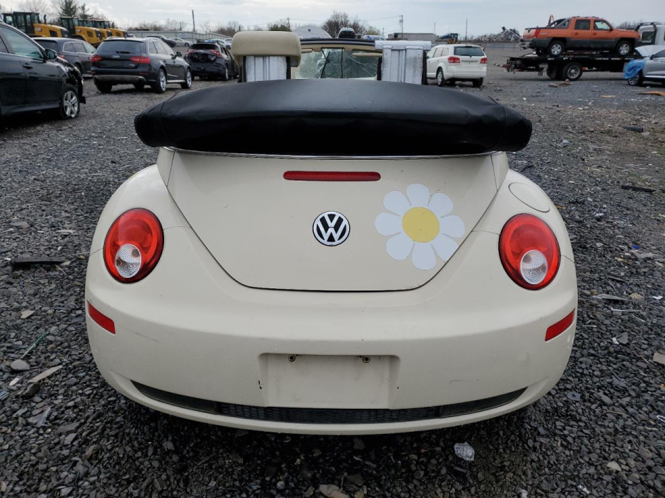 Volkswagen BEETLE 2008 — Copart