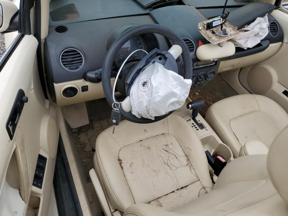 Volkswagen BEETLE 2008 — Copart