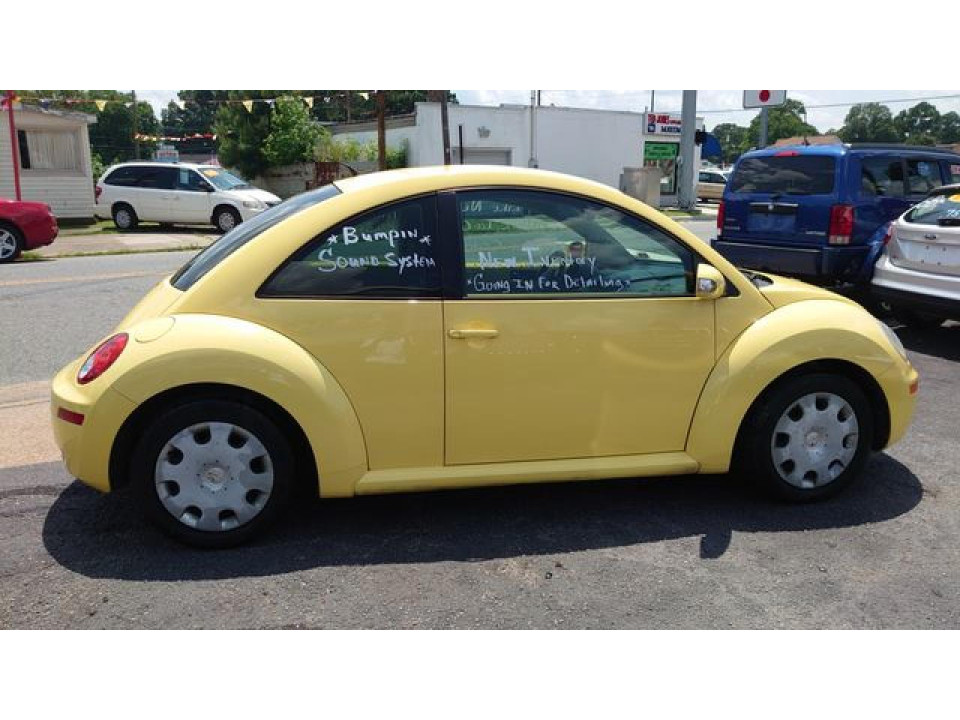 Volkswagen BEETLE 2010 — Copart