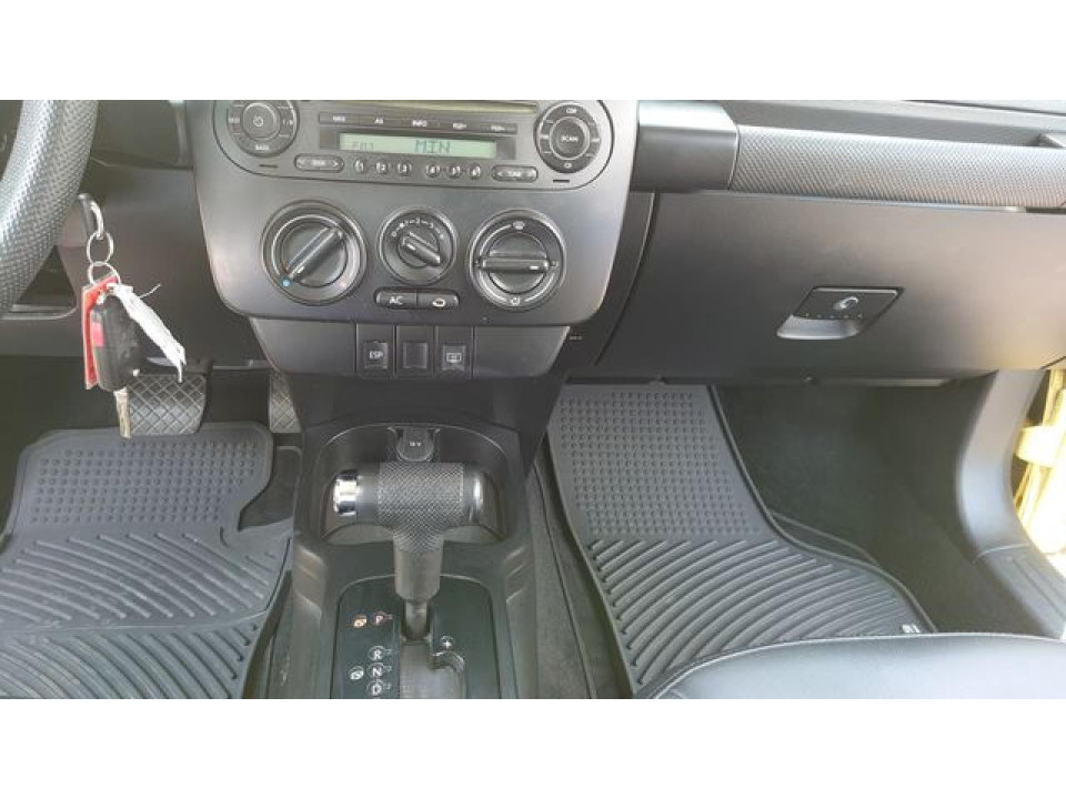Volkswagen BEETLE 2010 — Copart
