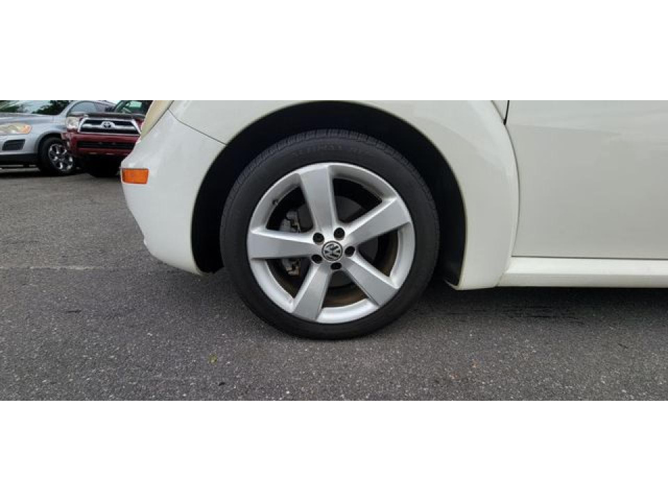 Volkswagen BEETLE 2008 — Copart