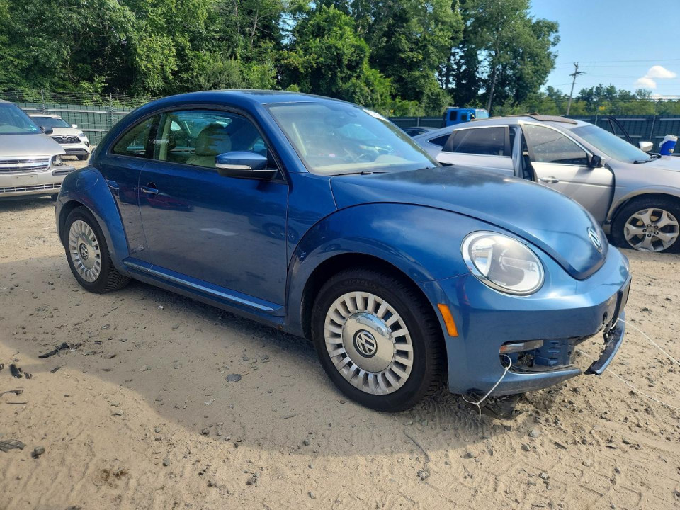 Volkswagen BEETLE 2016 — Copart