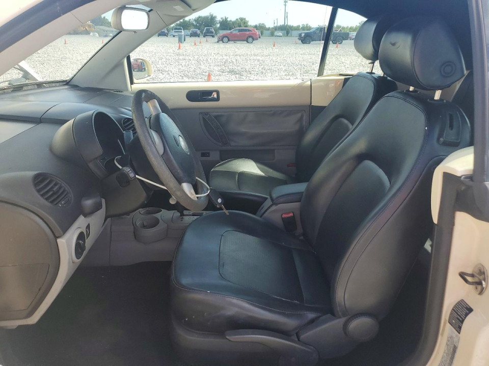 Volkswagen BEETLE 2005 — Copart