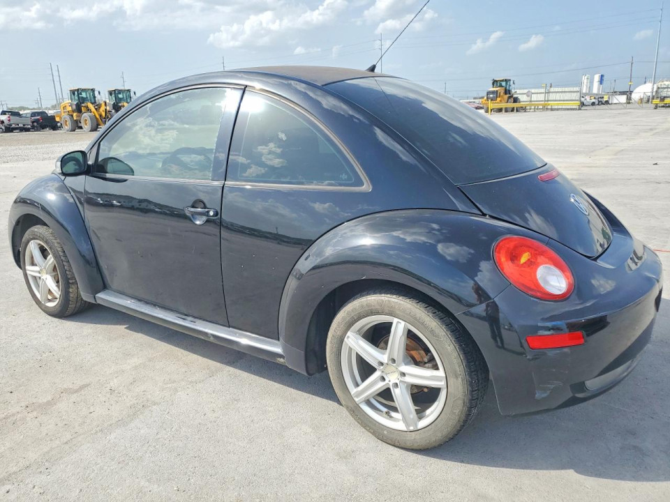 Volkswagen BEETLE 2010 — Copart