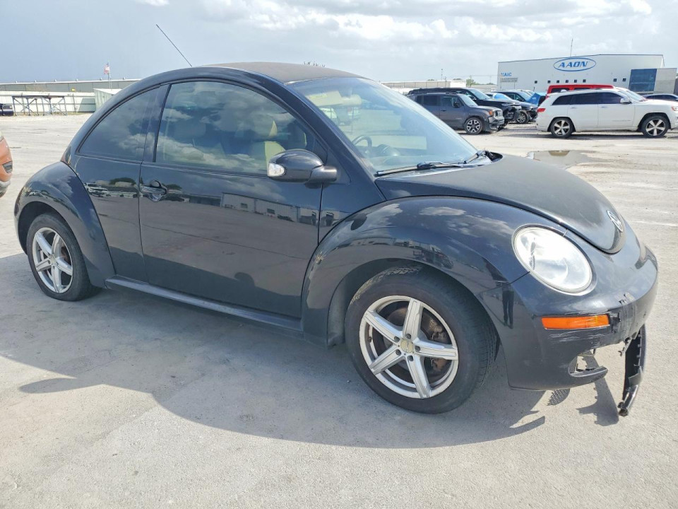 Volkswagen BEETLE 2010 — Copart