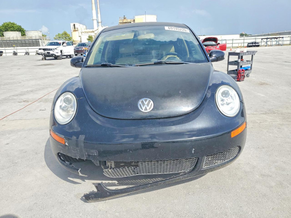 Volkswagen BEETLE 2010 — Copart