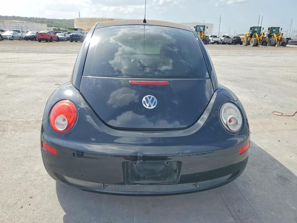 Volkswagen BEETLE 2010 — Copart