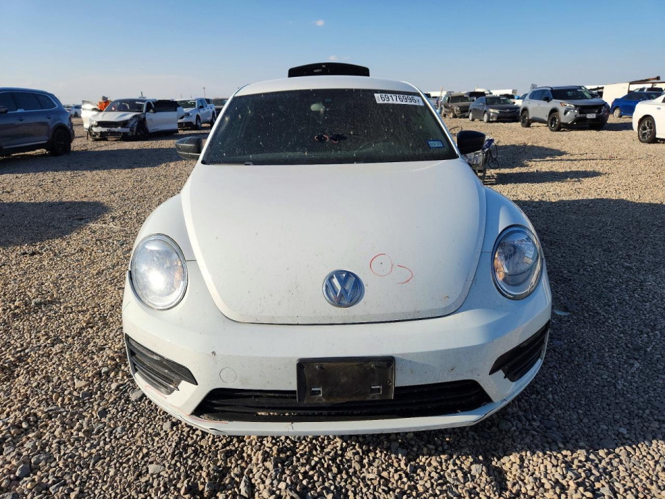Volkswagen BEETLE 2017 — Copart