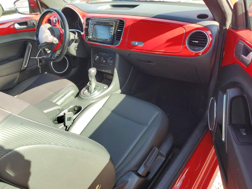 Volkswagen BEETLE 2015 — Copart
