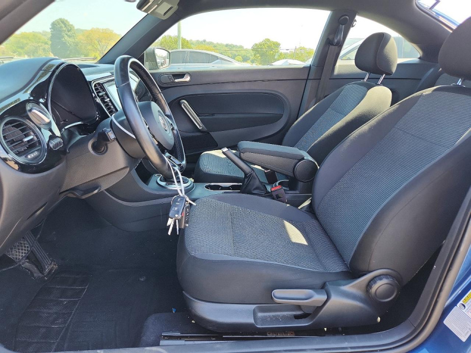 Volkswagen BEETLE 2018 — Copart