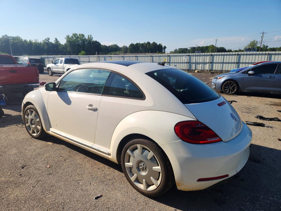 Volkswagen BEETLE 2012 — Copart