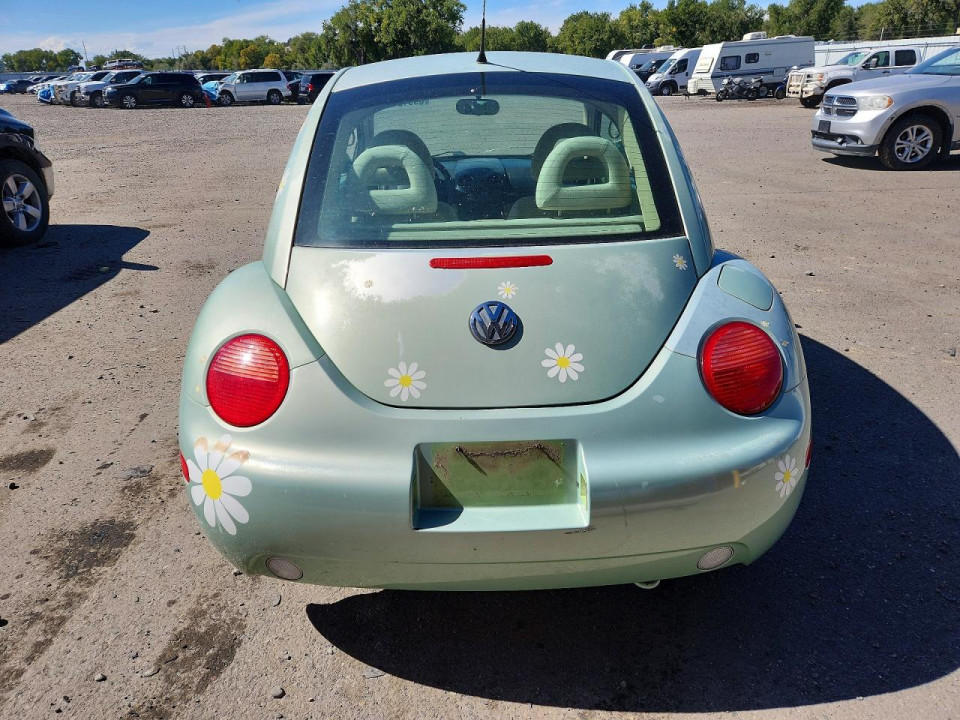 Volkswagen BEETLE 2001 — Copart