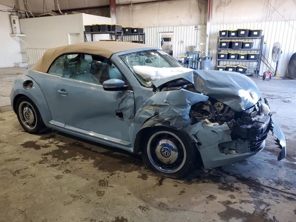 Volkswagen BEETLE 2013 — Copart