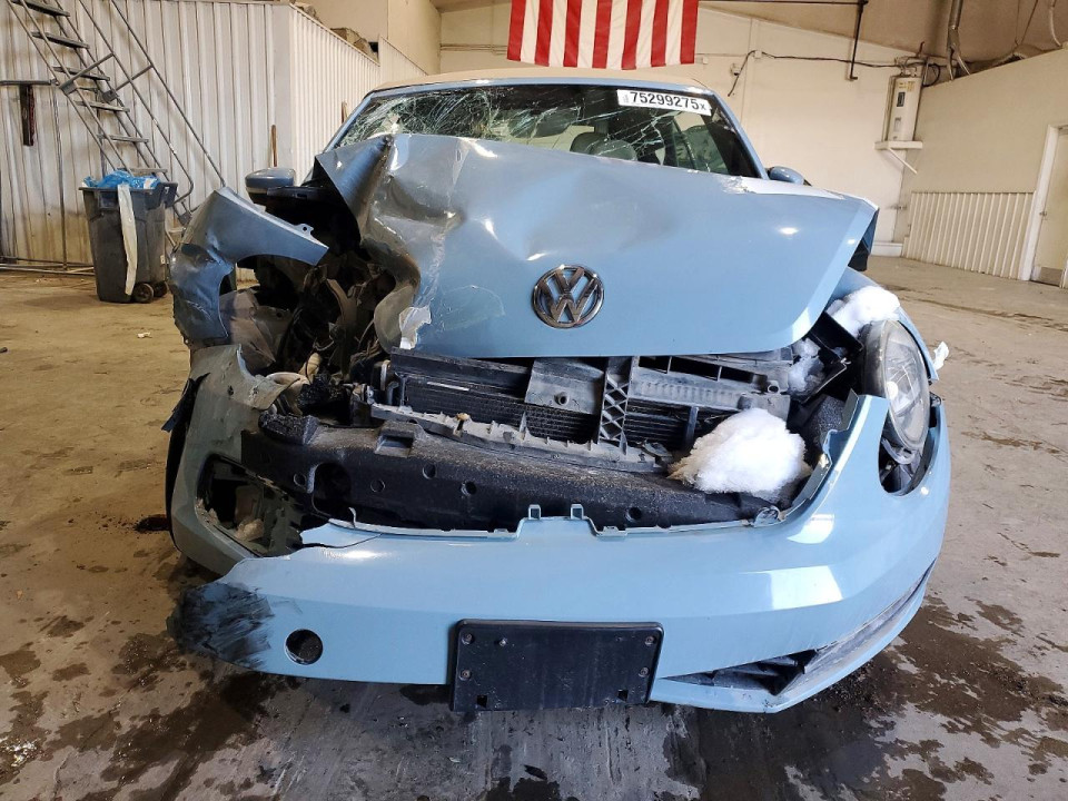 Volkswagen BEETLE 2013 — Copart