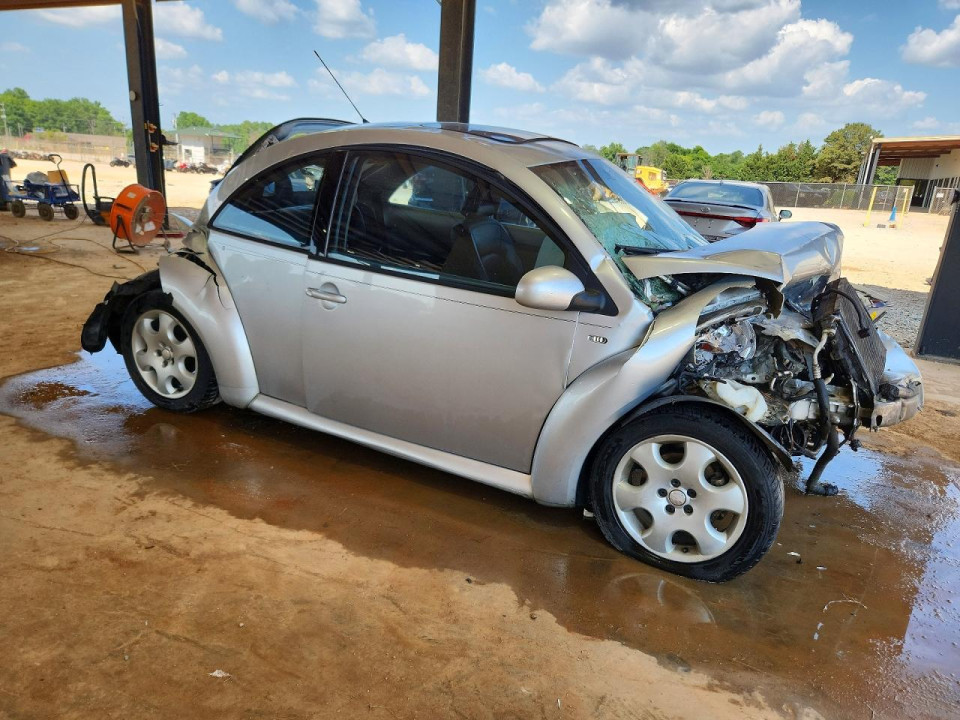 Volkswagen BEETLE 2002 — Copart