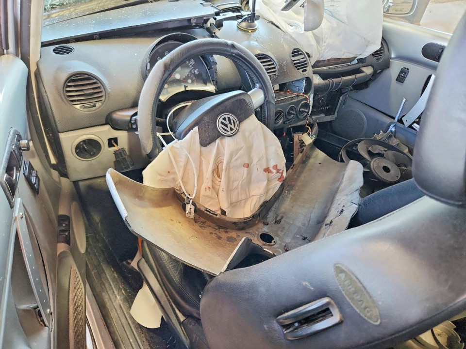 Volkswagen BEETLE 2002 — Copart