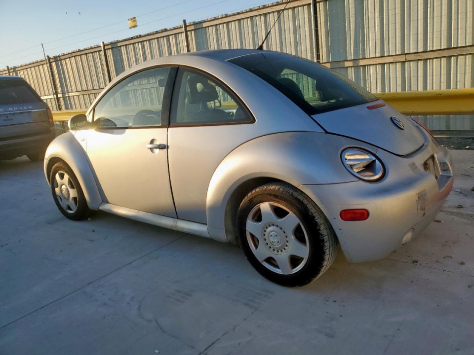 Volkswagen BEETLE 2001 — Copart