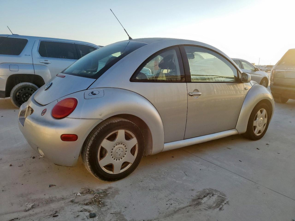 Volkswagen BEETLE 2001 — Copart