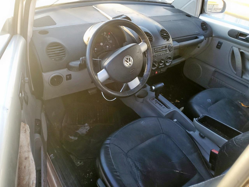 Volkswagen BEETLE 2001 — Copart