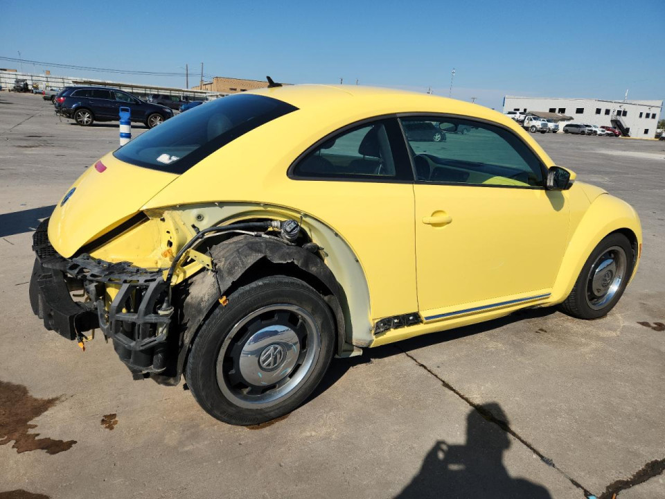 Volkswagen BEETLE 2013 — Copart