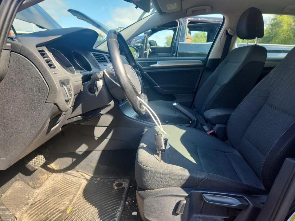 Volkswagen GOLF 2015 — Copart