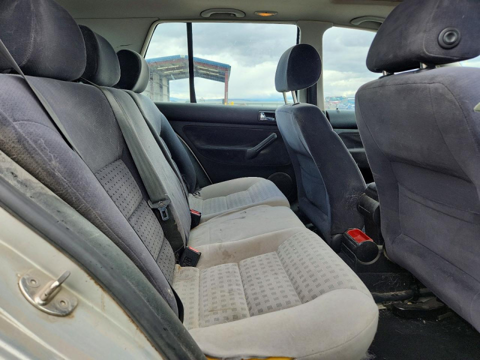 Volkswagen GOLF 2000 — Copart