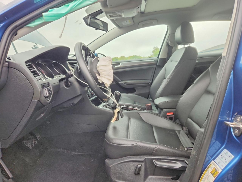 Volkswagen GOLF 2021 — Copart