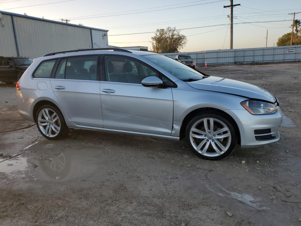 Volkswagen GOLF 2016 — Copart
