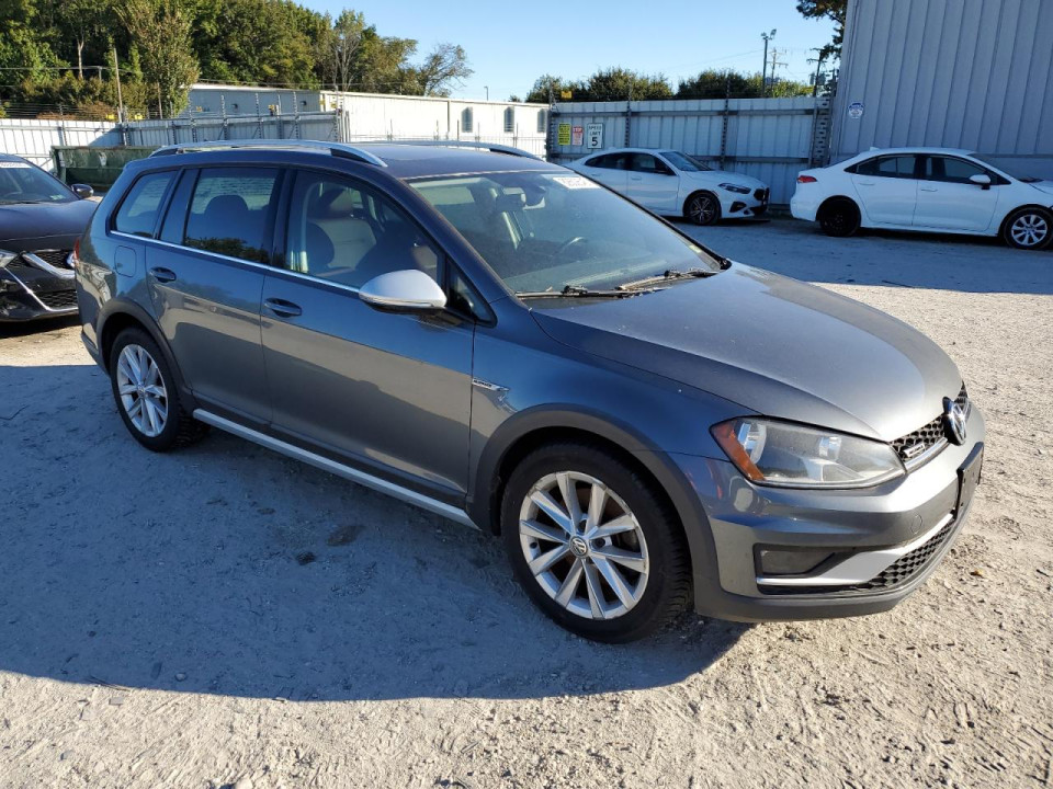 Volkswagen GOLF 2017 — Copart