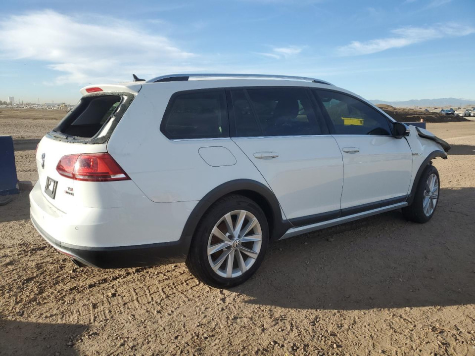 Volkswagen GOLF 2017 — Copart