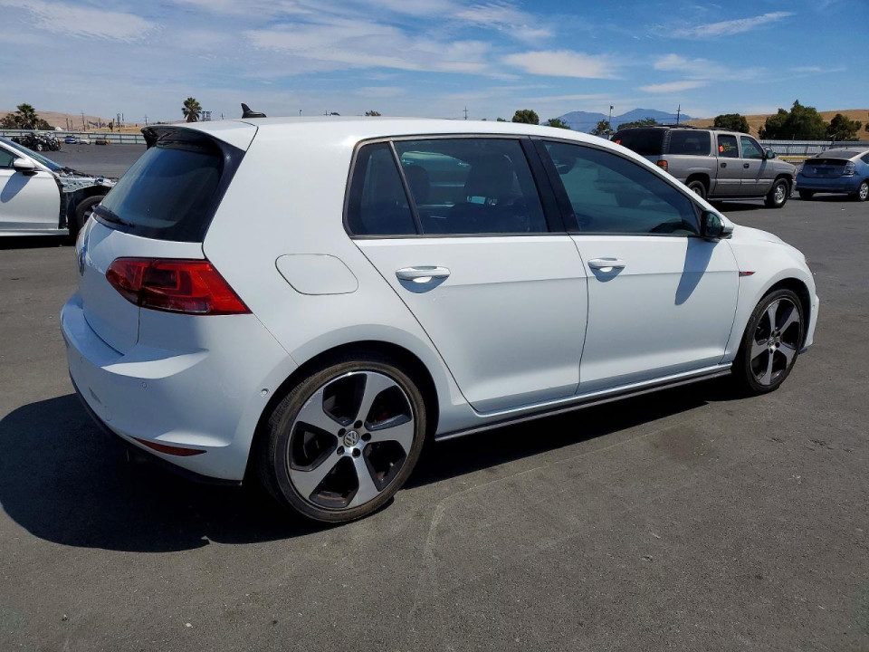 Volkswagen GTI 2017 — Copart