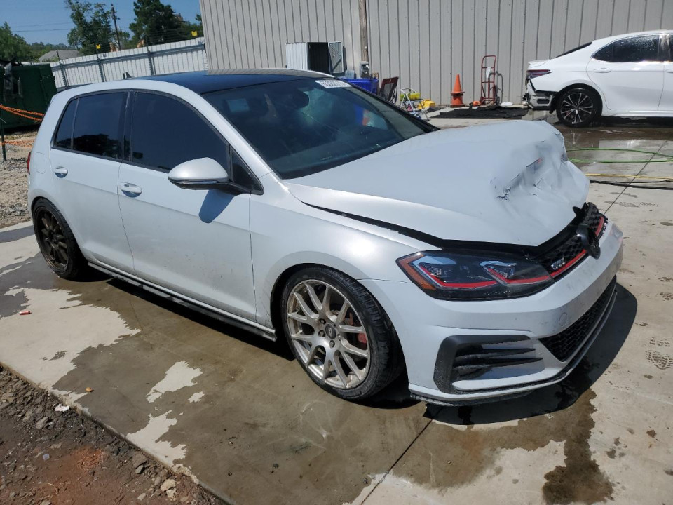 Volkswagen GTI 2018 — Copart