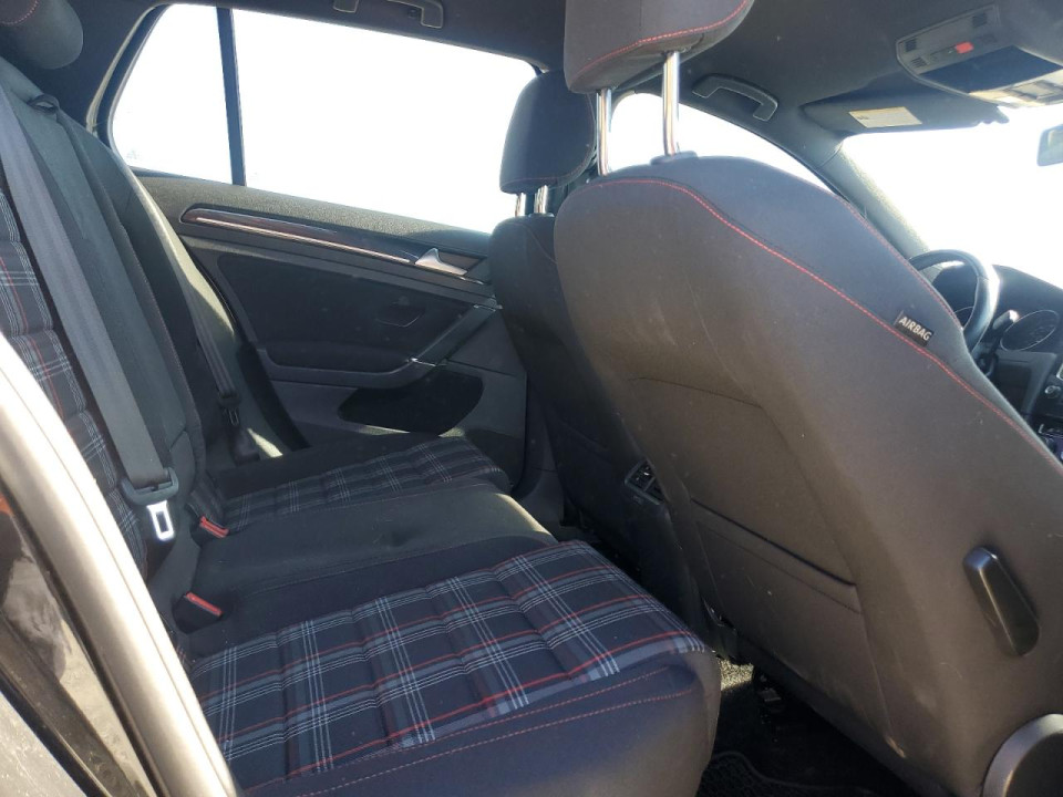 Volkswagen GTI 2017 — Copart