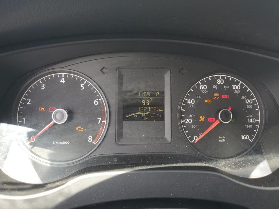 Volkswagen JETTA 2011 — Copart
