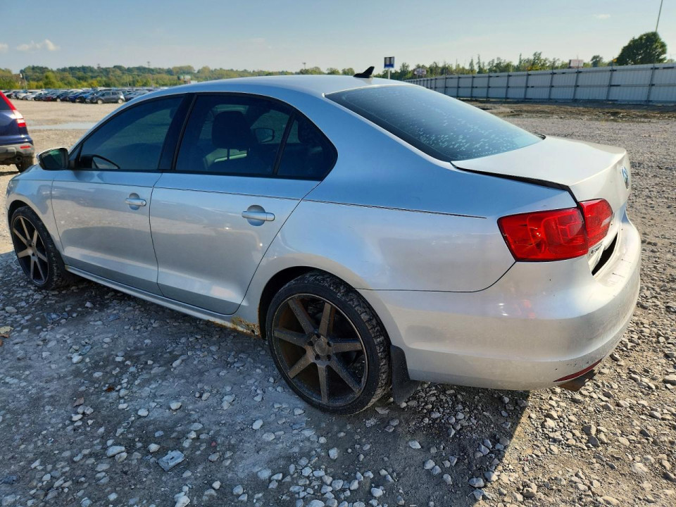 Volkswagen JETTA 2011 — Copart