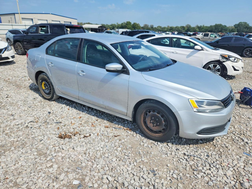 Volkswagen JETTA 2011 — Copart