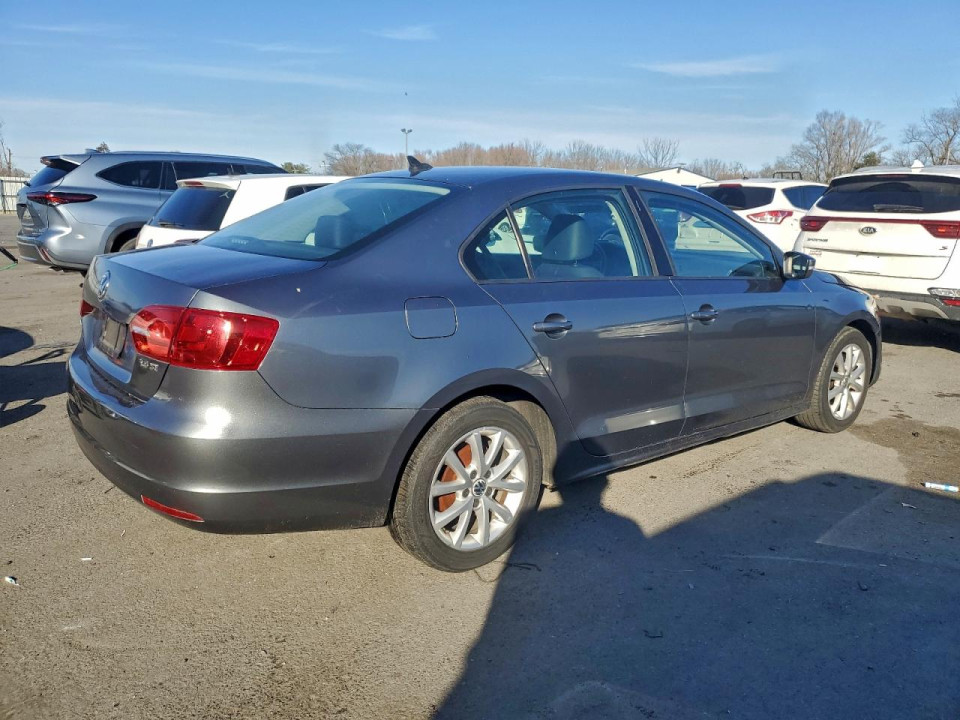 Volkswagen JETTA 2011 — Copart