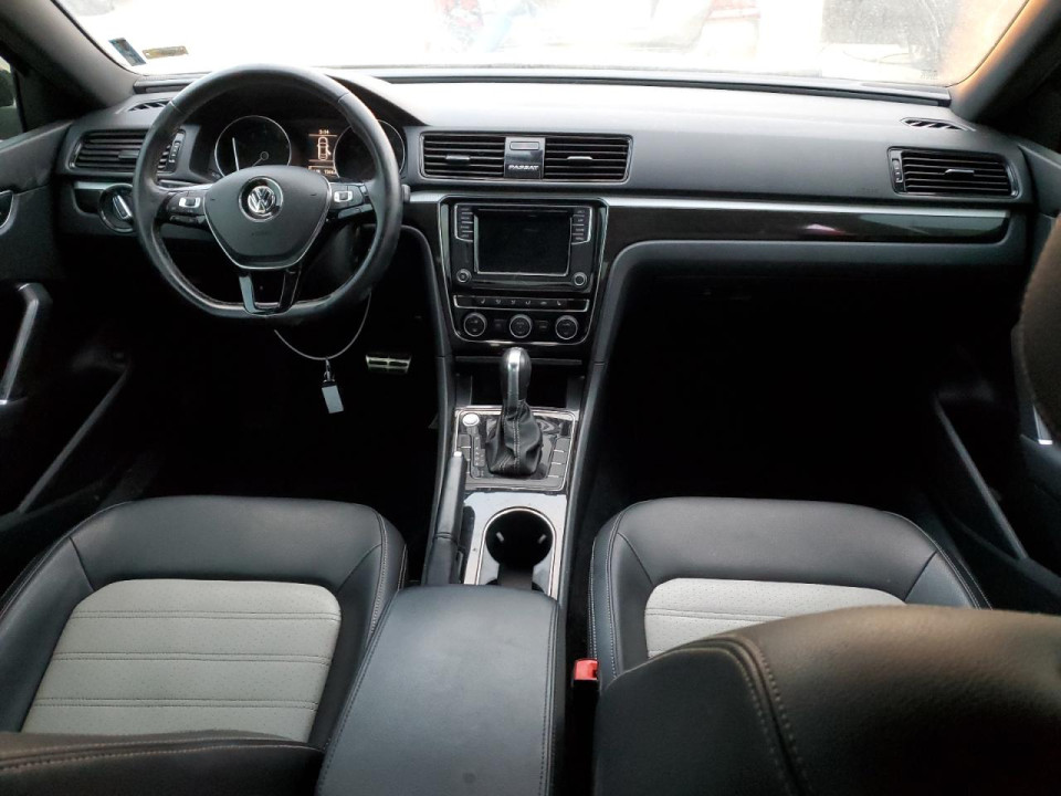 Volkswagen PASSAT 2018 — Copart