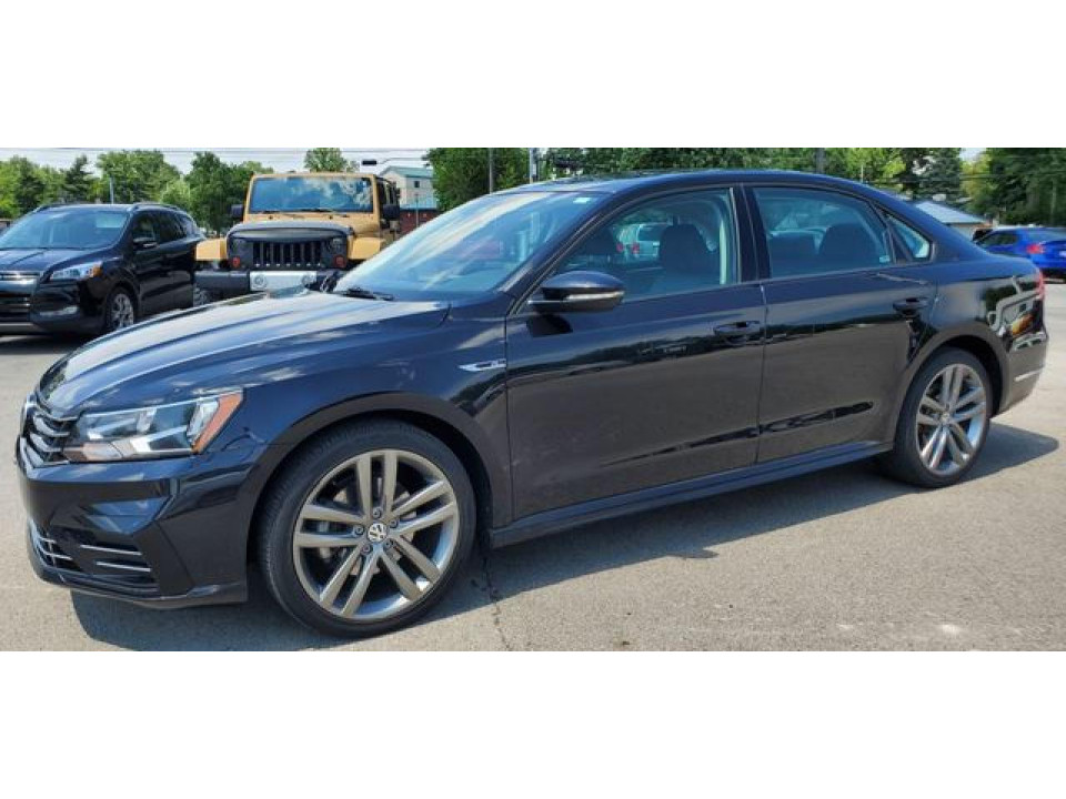 Volkswagen PASSAT 2018 — Copart