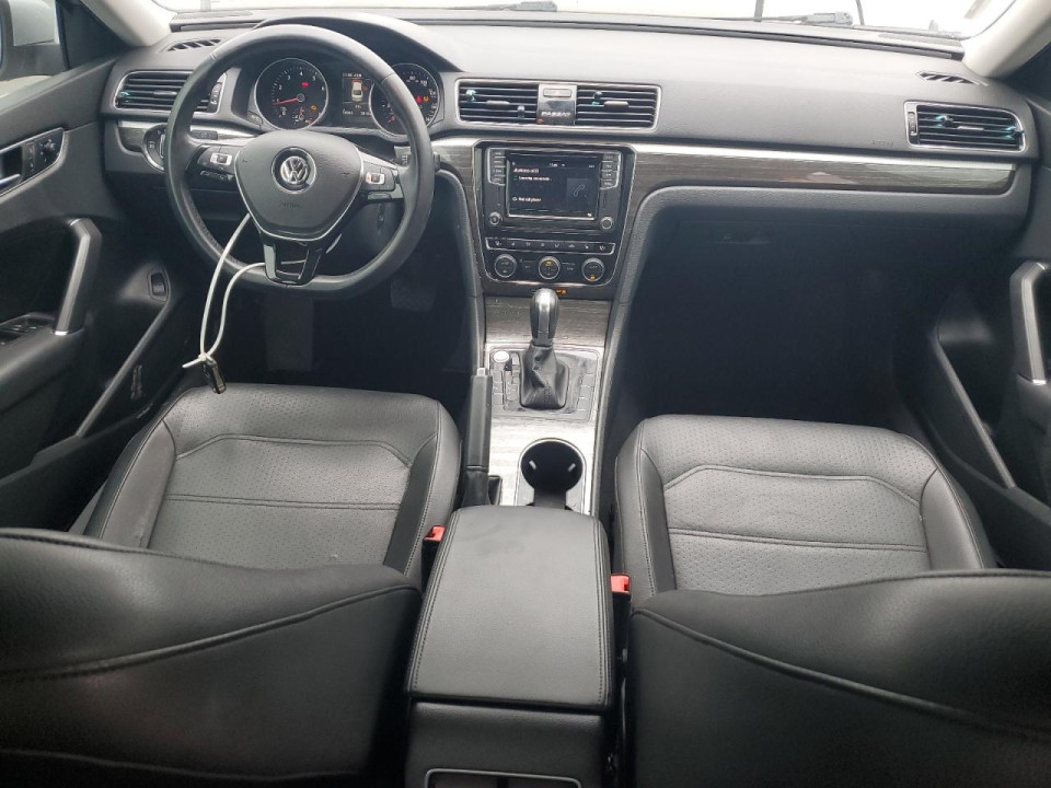 Volkswagen PASSAT 2018 — Copart