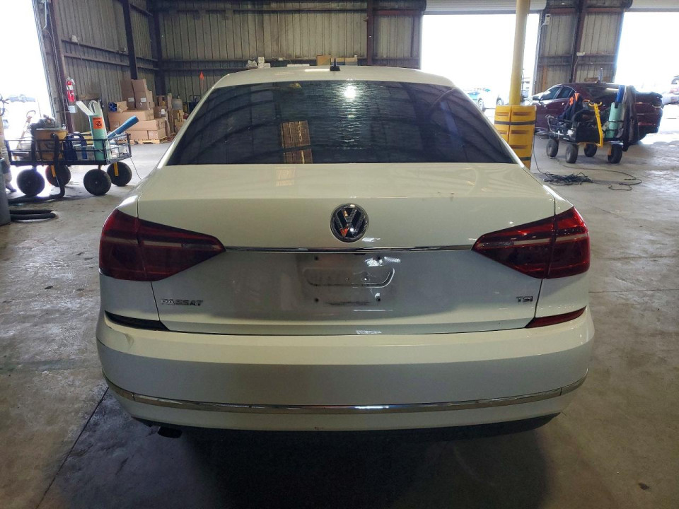Volkswagen PASSAT 2017 — Copart